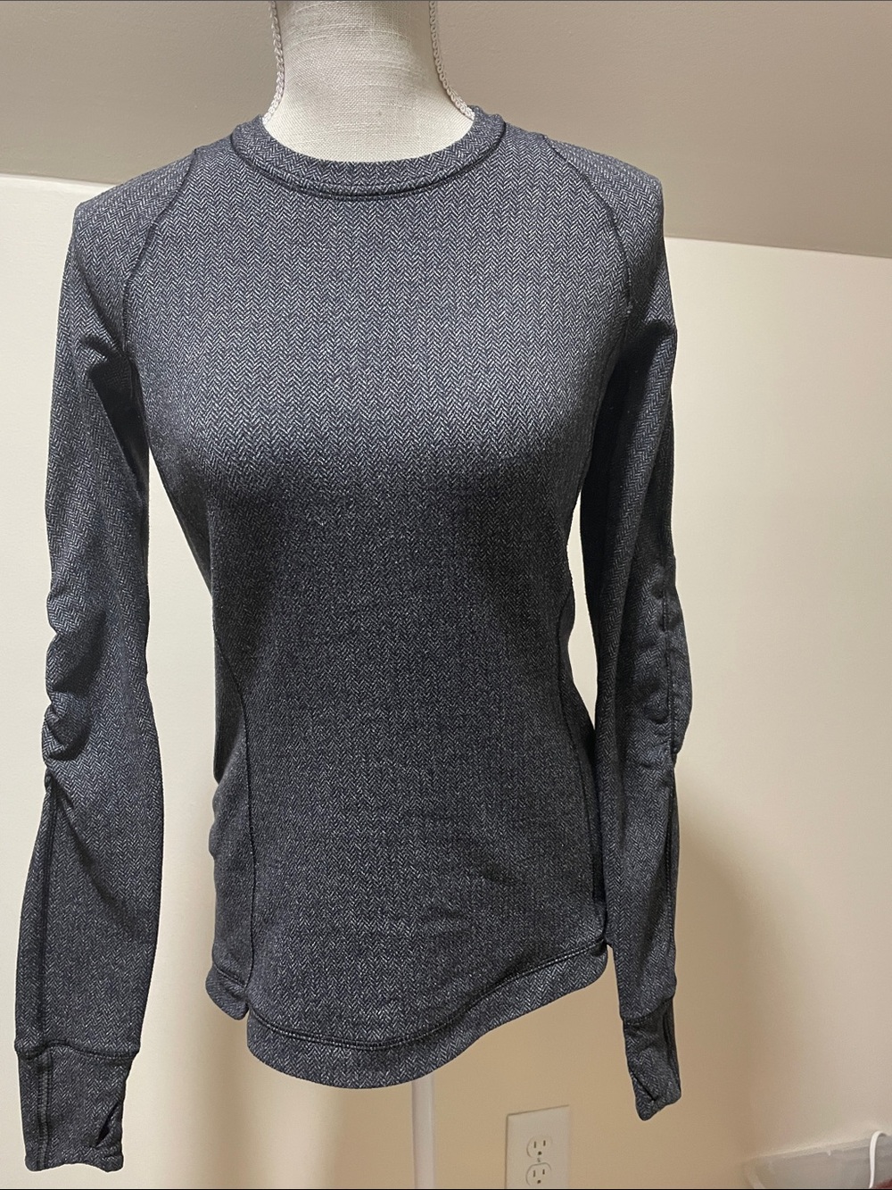 Lululemon Women’s Crew Neck